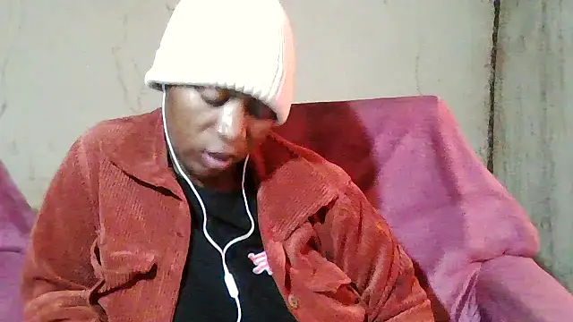Snapshot of Hotchic22 chatting on September 25, 2025, 7:36 am Hotchic22 online show from September 25, 2025, 7:36 am