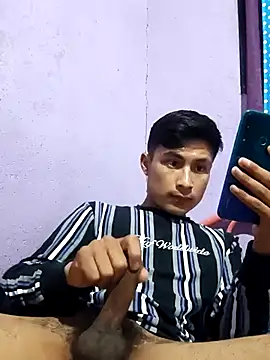 EduardoEspinoza12 online show from December 3, 2025, 8:47 am