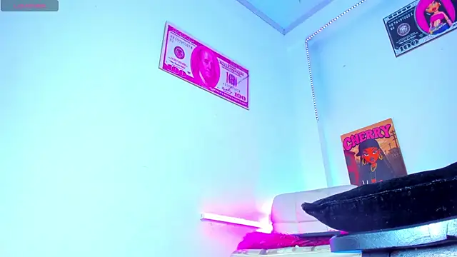 Snapshot of Cherry_splash chatting on November 8, 2025, 2:20 pm Cherry splash online show from November 8, 2025, 2:20 pm