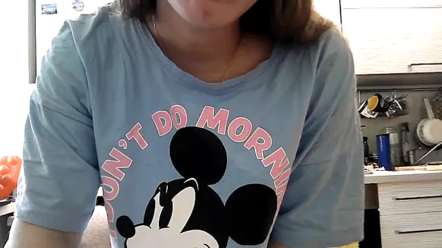 Snapshot of Misssweet_s chatting on February 23, 2025, 5:23 am Misssweet s online show from February 23, 2025, 5:23 am