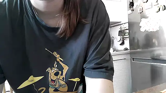 Snapshot of Misssweet_s chatting on March 21, 2025, 5:32 am Misssweet s online show from March 21, 2025, 5:32 am