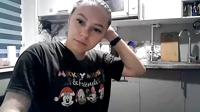 Snapshot of Misssweet_s chatting on October 10, 2025, 5:30 am Misssweet s online show from October 10, 2025, 5:30 am