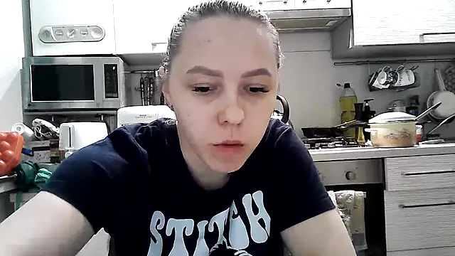 Snapshot of Misssweet_s chatting on February 25, 2025, 6:44 pm Misssweet s online show from February 25, 2025, 6:44 pm