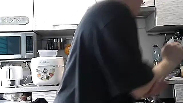 Snapshot of Misssweet_s chatting on March 18, 2025, 5:23 am Misssweet s online show from March 18, 2025, 5:23 am