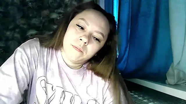 Misssweet s online show from April 13, 2026, 4:49 am