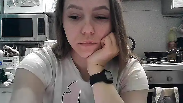 Snapshot of Misssweet_s chatting on February 8, 2025, 4:46 pm Misssweet s online show from February 8, 2025, 4:46 pm