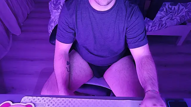 Snapshot of alexx0904 chatting on November 8, 2025, 5:49 pm alexx0904 online show from November 8, 2025, 5:49 pm