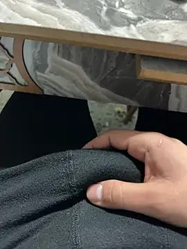 senle12ben2 online show from January 29, 2025, 8:35 pm