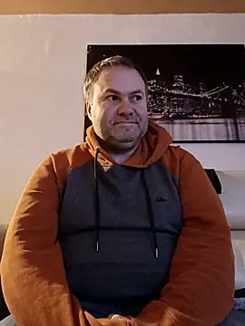 Pourleplasirs online show from February 19, 2025, 10:20 pm