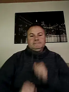 Pourleplasirs online show from November 26, 2025, 10:10 pm