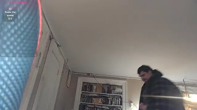 Snapshot of littleman124 chatting on January 27, 2025, 2:10 am littleman124 online show from January 27, 2025, 2:10 am