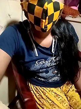Snapshot of Tamil_roja17 chatting on February 26, 2025, 5:21 pm Tamil roja17 online show from February 26, 2025, 5:21 pm