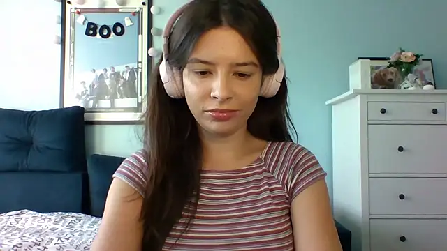 LariceSexy online show from September 23, 2025, 12:12 pm