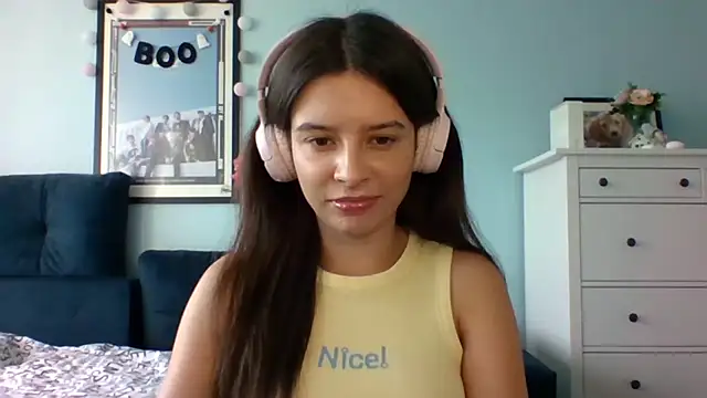 LariceSexy online show from September 10, 2025, 12:15 pm