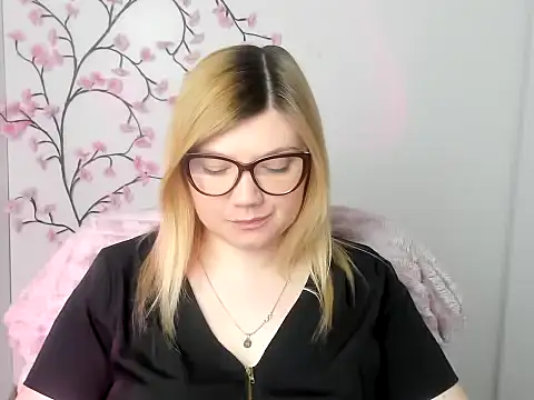 Lola moree online show from March 27, 2026, 12:39 pm