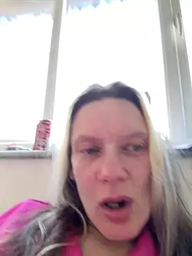 blondey206 online show from April 24, 2026, 2:41 pm