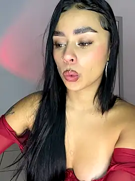 meli ortiz  online show from September 27, 2025, 4:13 pm