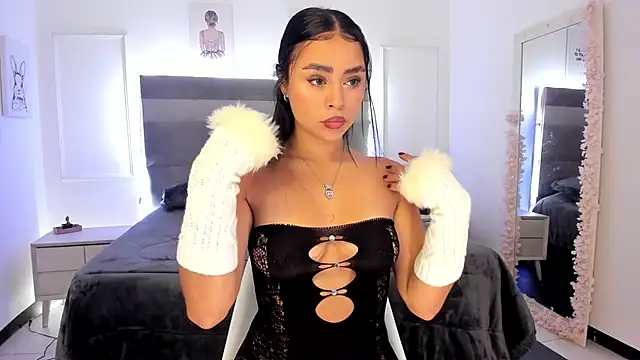 meli ortiz  online show from March 10, 2025, 4:57 pm