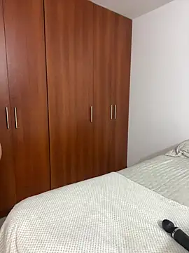 Snapshot of eileensophi chatting on February 19, 2026, 5:04 am eileensophi online show from February 19, 2026, 5:04 am