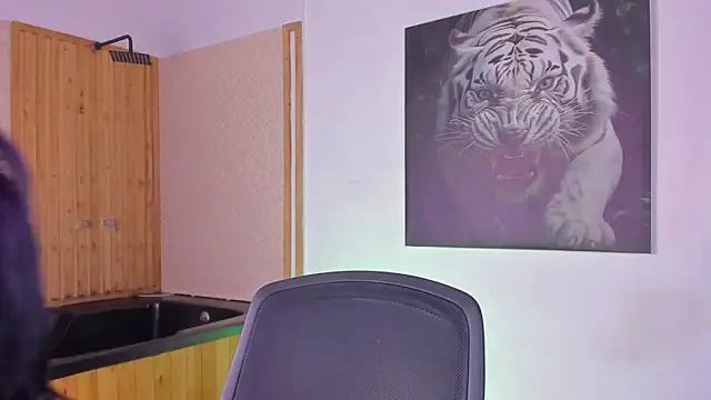 Estefy gomez09 online show from October 1, 2025, 3:55 am