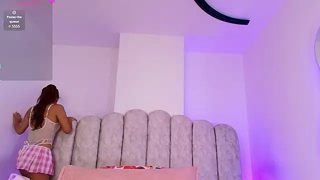 Snapshot of sharlott_miller chatting on February 21, 2026, 3:52 am sharlott miller online show from February 21, 2026, 3:52 am