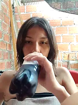 Maiden-Hot online show from October 11, 2025, 6:53 pm