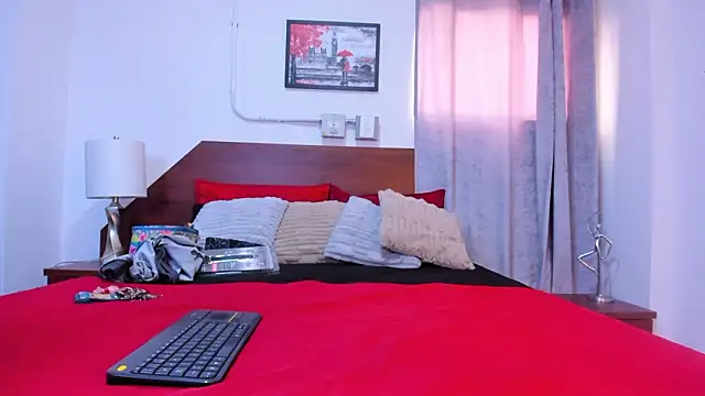 Snapshot of amanda29 chatting on April 1, 2026, 7:11 pm amanda29 online show from April 1, 2026, 7:11 pm