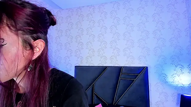 Snapshot of lizzy_leee chatting on February 26, 2025, 4:52 am lizzy leee online show from February 26, 2025, 4:52 am