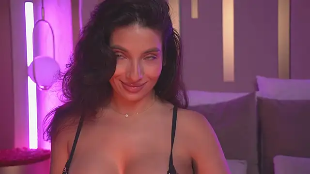 ElizaaGrace online show from December 4, 2025, 6:12 am