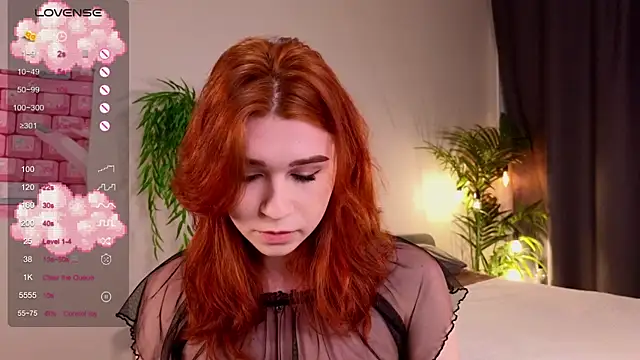 Snapshot of Anncouette_ chatting on March 12, 2025, 10:05 am Anncouette  online show from March 12, 2025, 10:05 am