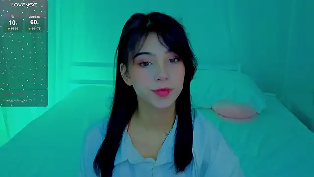 Hotary Yuko online show from October 6, 2025, 2:24 am