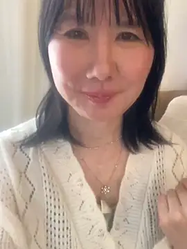 Snapshot of MURA-saki chatting on February 10, 2025, 2:08 am MURA-saki online show from February 10, 2025, 2:08 am