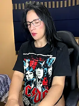 ValeriaVixen online show from November 6, 2025, 8:13 pm