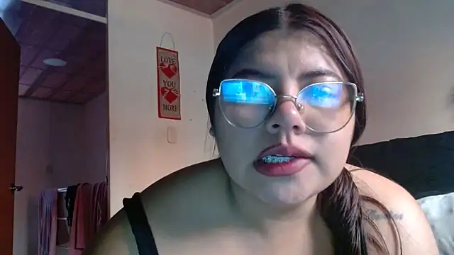 viccky vick online show from March 9, 2026, 10:13 pm