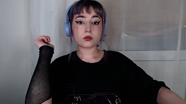 purplewitch online show from January 11, 2026, 12:28 am