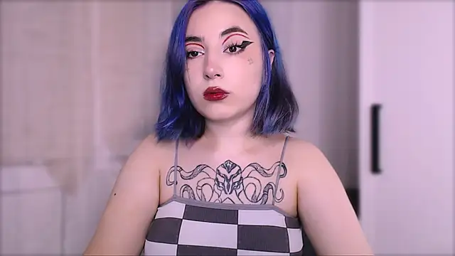 Snapshot of purplewitch chatting on September 9, 2025, 4:05 pm purplewitch online show from September 9, 2025, 4:05 pm