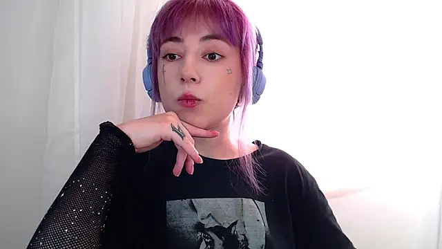 purplewitch online show from February 12, 2026, 4:12 am