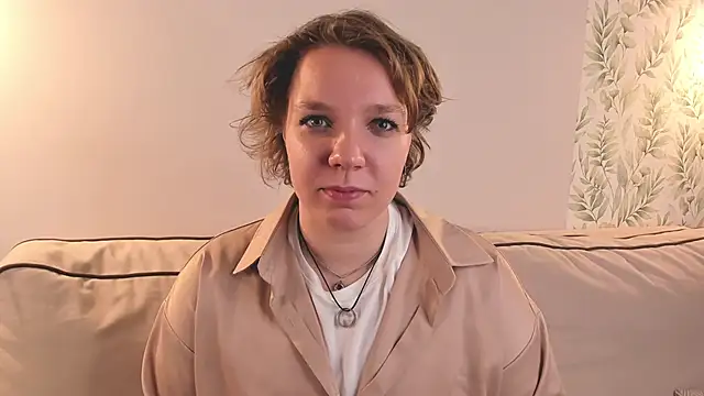 Snapshot of EdaGambee chatting on February 3, 2025, 2:24 pm EdaGambee online show from February 3, 2025, 2:24 pm