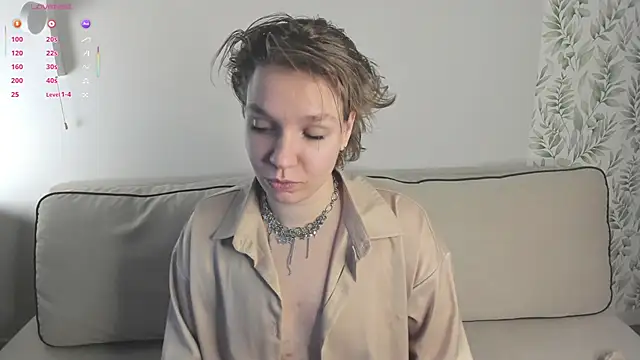 Snapshot of EdaGambee chatting on February 11, 2025, 9:03 pm EdaGambee online show from February 11, 2025, 9:03 pm