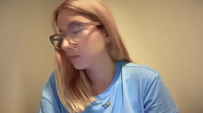 Snapshot of Mermaid-hana chatting on February 18, 2025, 11:52 pm Mermaid-hana online show from February 18, 2025, 11:52 pm