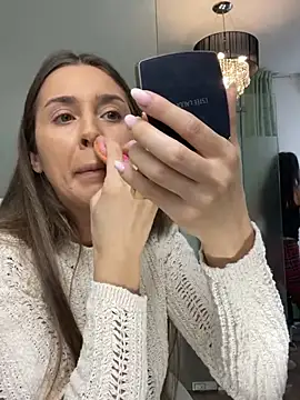 Anya-Ray online show from February 10, 2025, 11:57 am