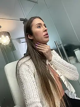 Anya-Ray online show from February 17, 2025, 1:11 pm