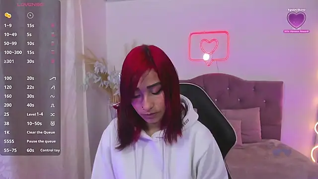 palmerfox tay online show from September 25, 2025, 3:12 am