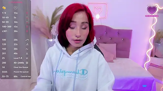 palmerfox tay online show from September 29, 2025, 3:13 am