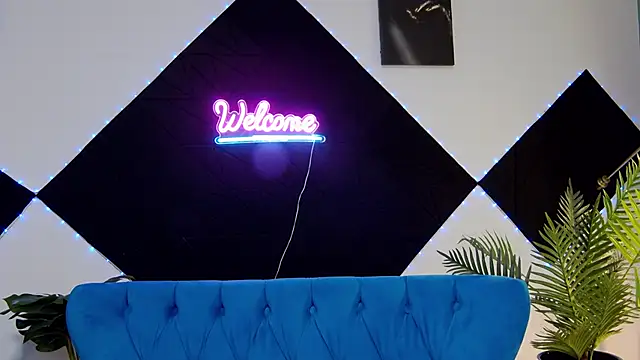 LissaAnn online show from February 6, 2026, 3:57 am