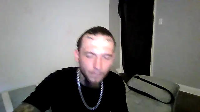 cruz815 online show from November 11, 2025, 10:26 pm