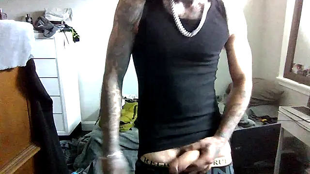 cruz815 online show from April 19, 2026, 5:25 pm