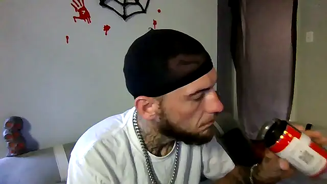 cruz815 online show from October 26, 2025, 7:25 pm