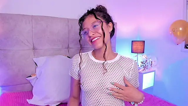 mac-sara online show from March 17, 2025, 11:13 pm