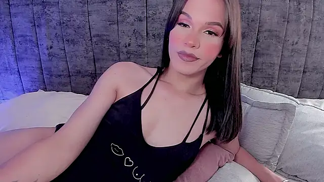 Snapshot of Dylan_Milk chatting on February 8, 2026, 3:21 pm Dylan Milk online show from February 8, 2026, 3:21 pm